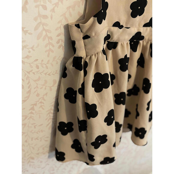 NWOT One Love Chic Floral Print Dress - Picture 4 of 7